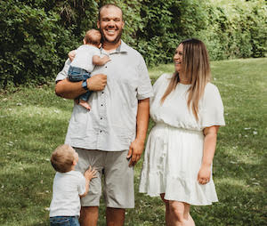 Nicole Announces Pregnancy 
